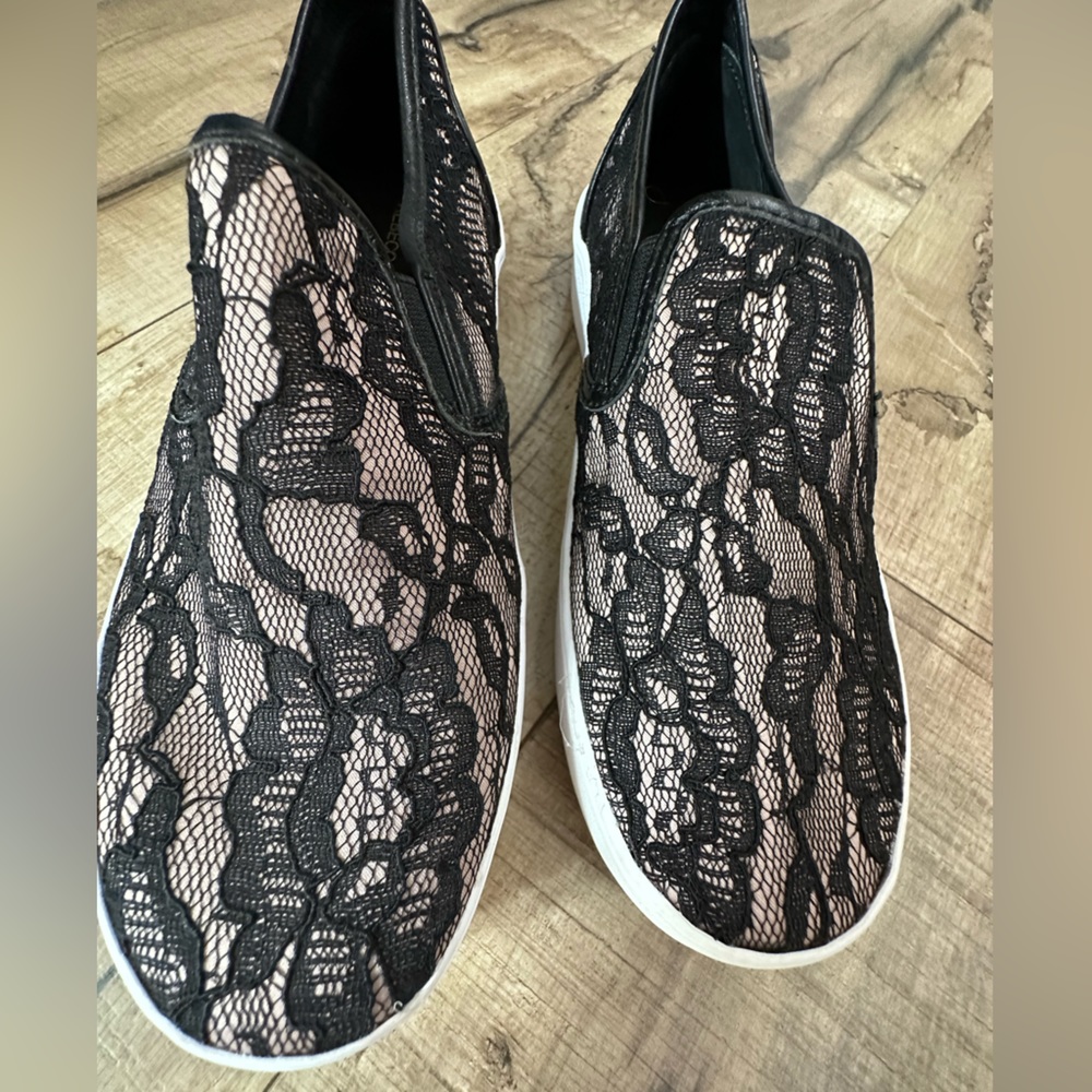 NWOB Rebecca Minkoff Sloane Lace Boat Shoes Black White size 7 - Picture 7 of 9